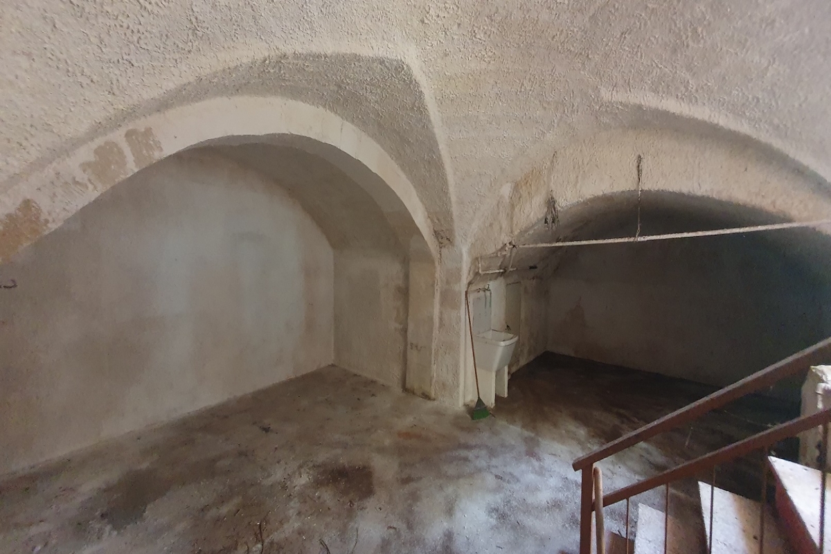 Seminterrato 1.jpg